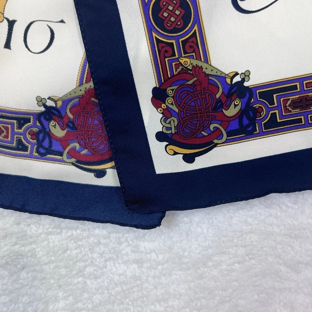 Vintage Inspired by Book of Kells Irish Signature Celtic Cats Ivory Oblong Scarf